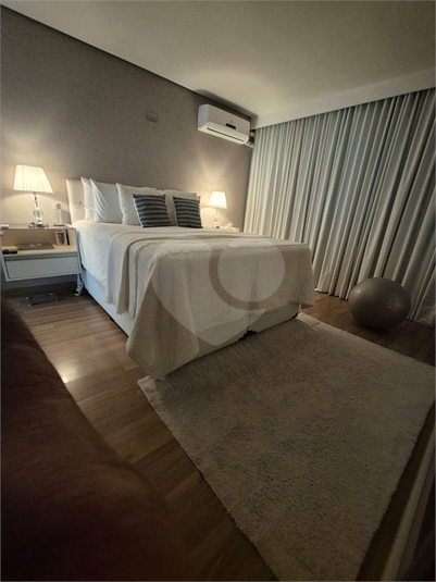 Foto REO1123891