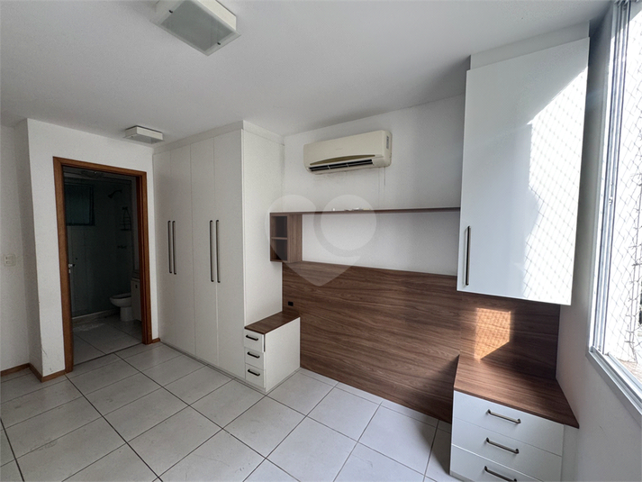 Foto REO1123919