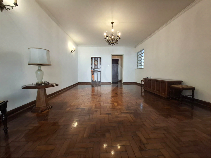 Foto REO1123940