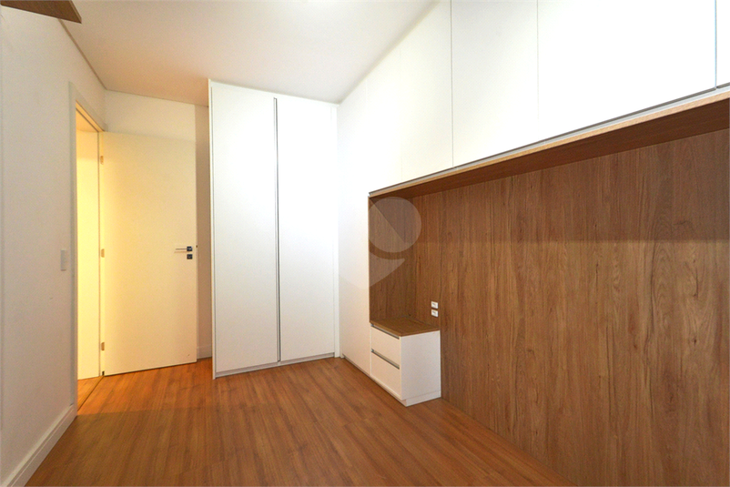 Foto REO1123941
