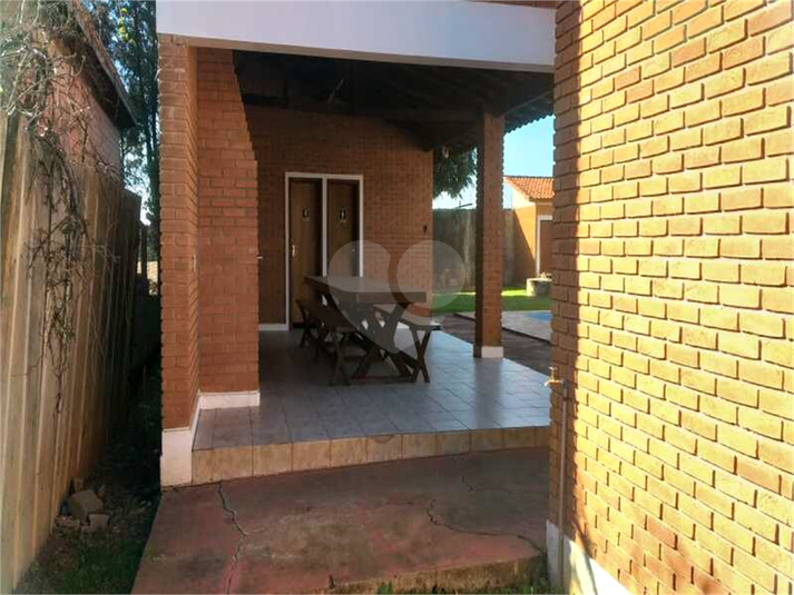 Foto REO1123942