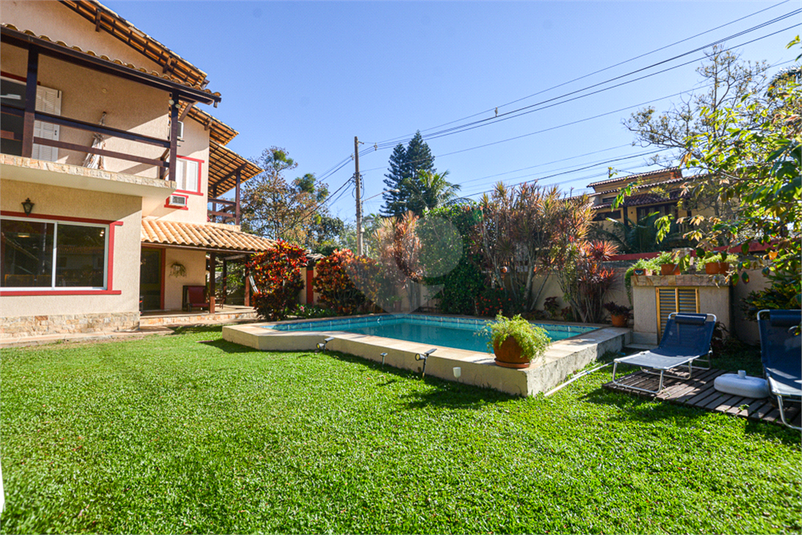 Foto REO1123946