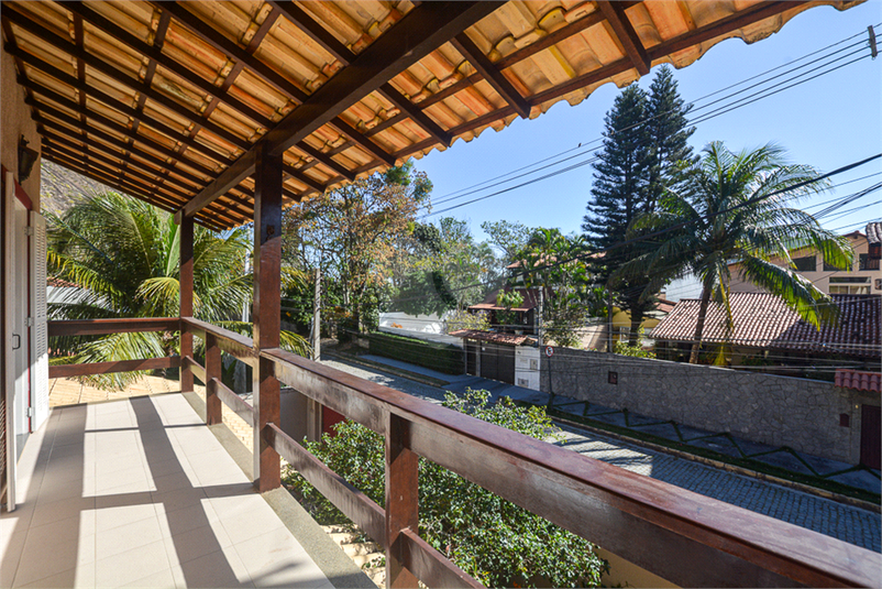 Foto REO1123946