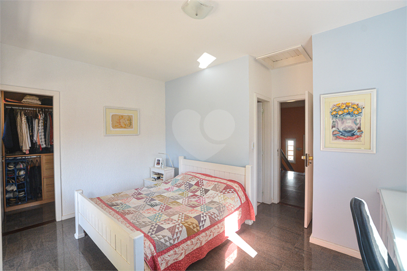 Foto REO1123946