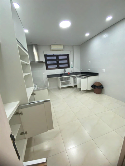 Foto REO1123968