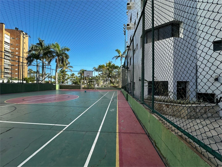 Foto REO1123970