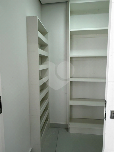 Foto REO1123973