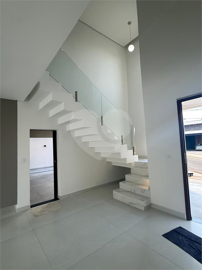 Foto REO1123973