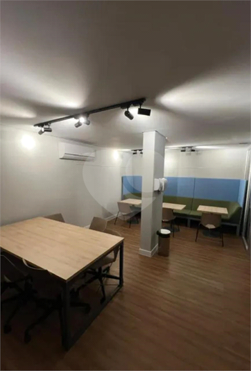 Foto REO1123980
