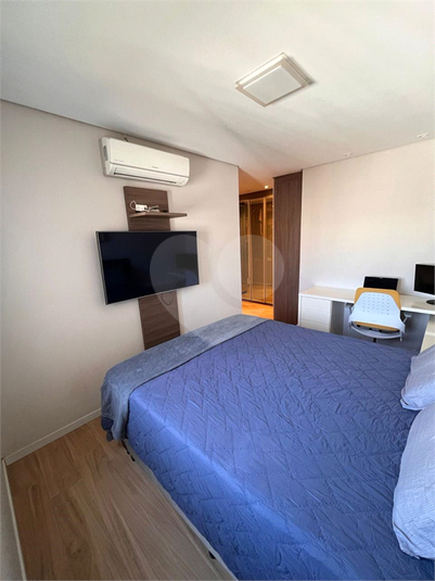 Foto REO1123981