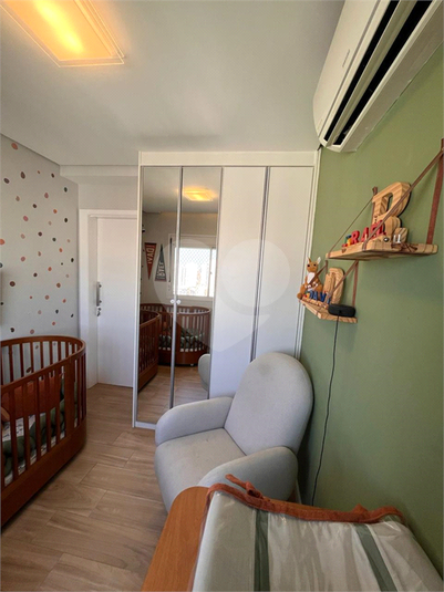 Foto REO1123981