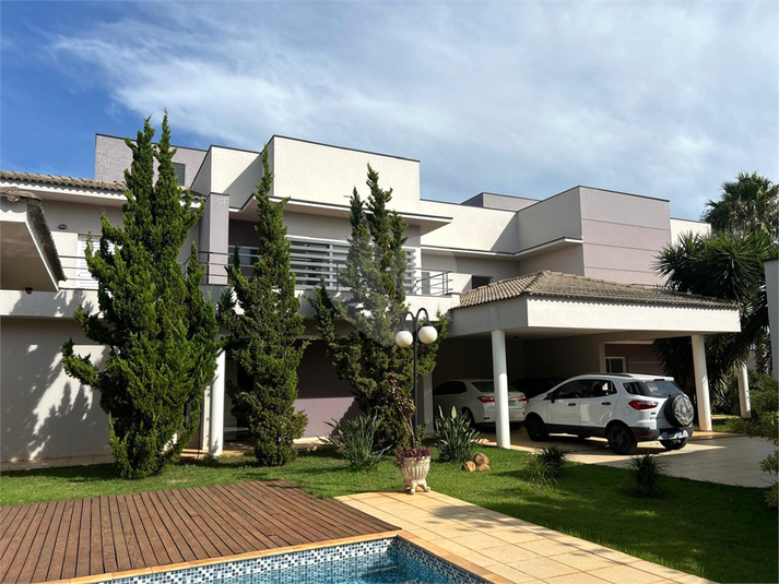 Foto REO1123982
