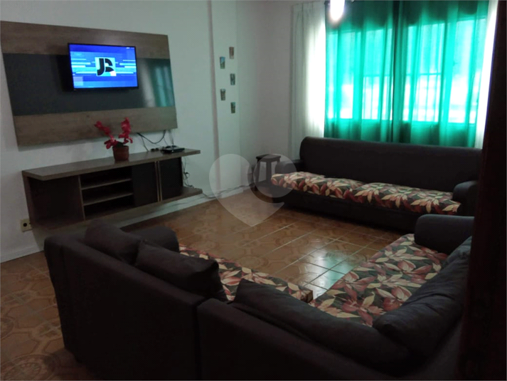 Foto REO1124001