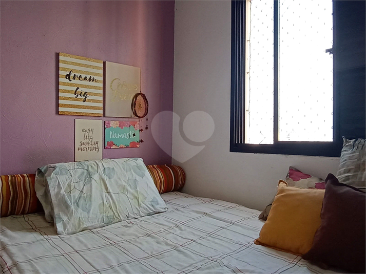 Foto REO1124011