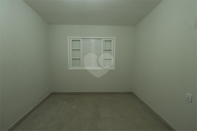 Foto REO1124015