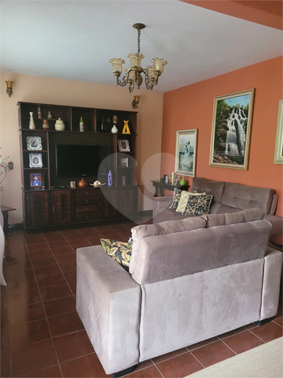Foto REO1124017