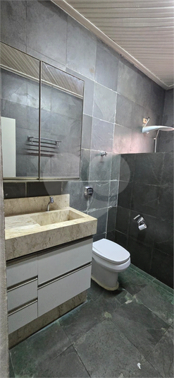 Foto REO1124030