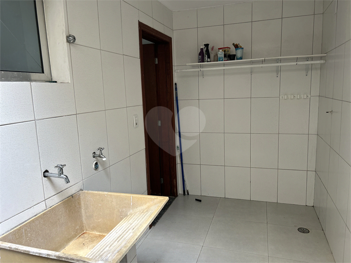 Foto REO1124033