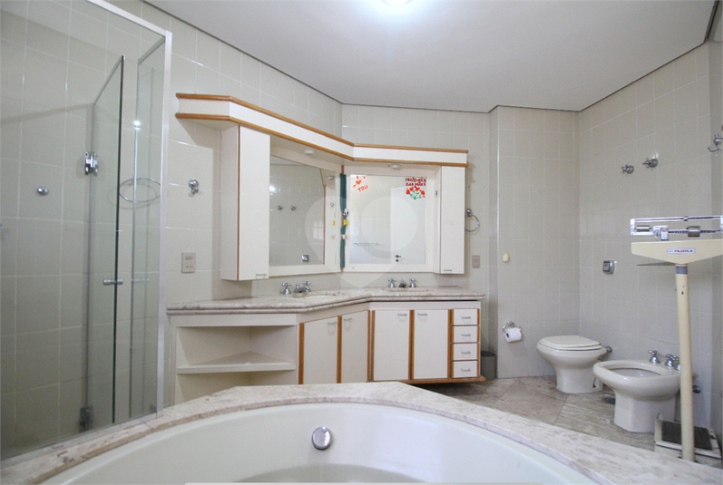 Foto REO1124038