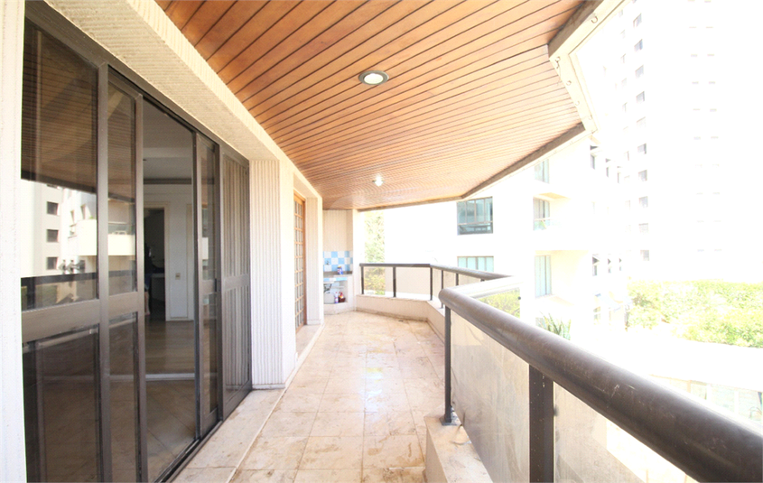 Foto REO1124038