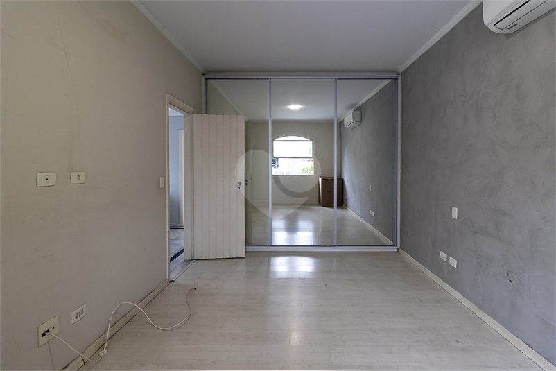 Foto REO1124077