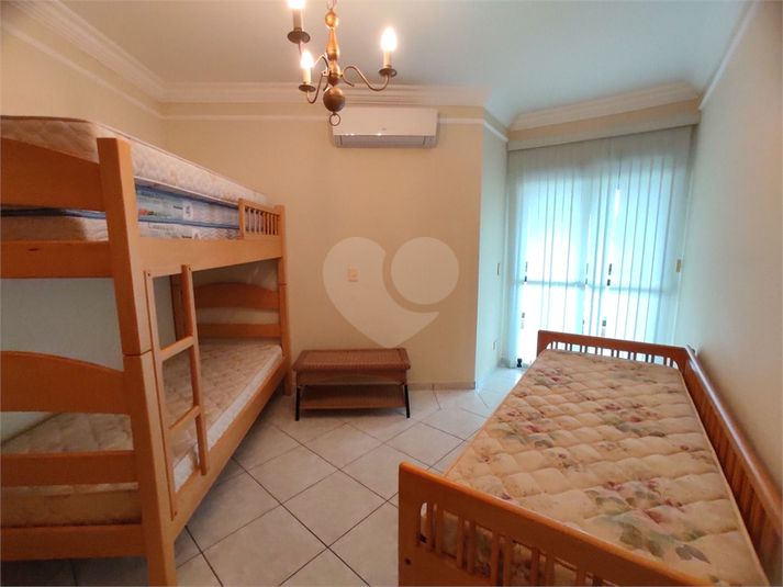 Foto REO1124078