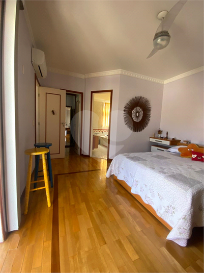 Foto REO1124091