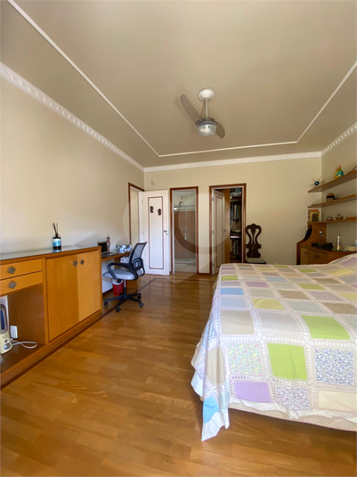 Foto REO1124091