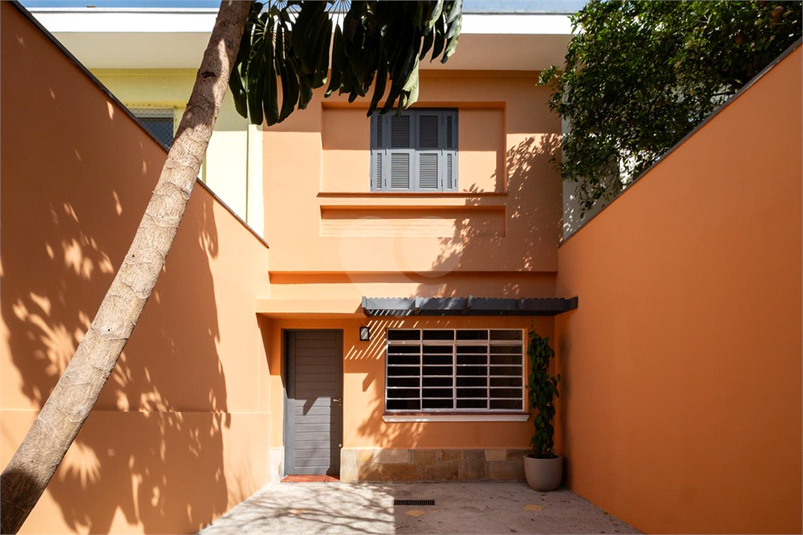 Foto REO1124092