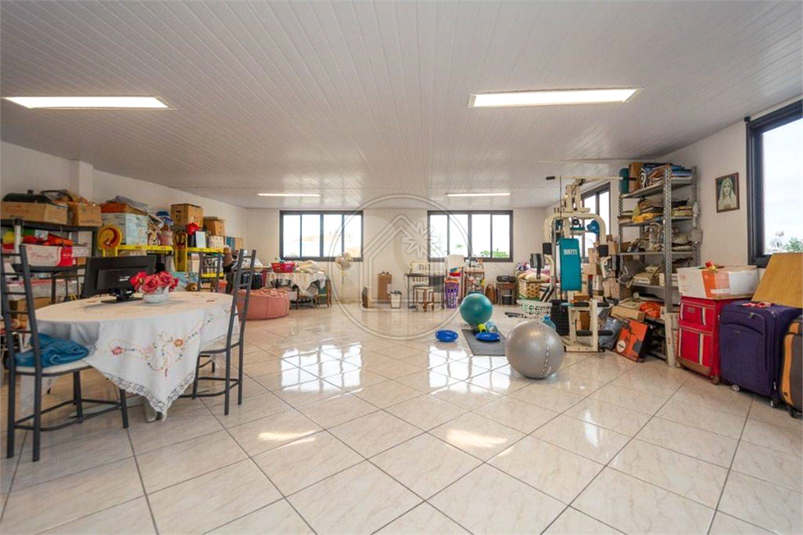 Foto REO1124119