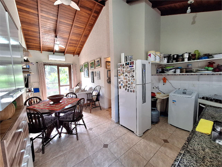 Foto REO1124137