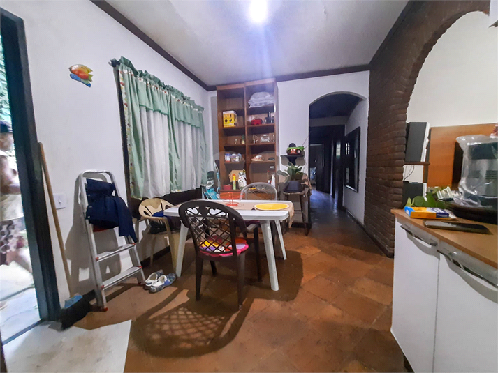 Foto REO1124226
