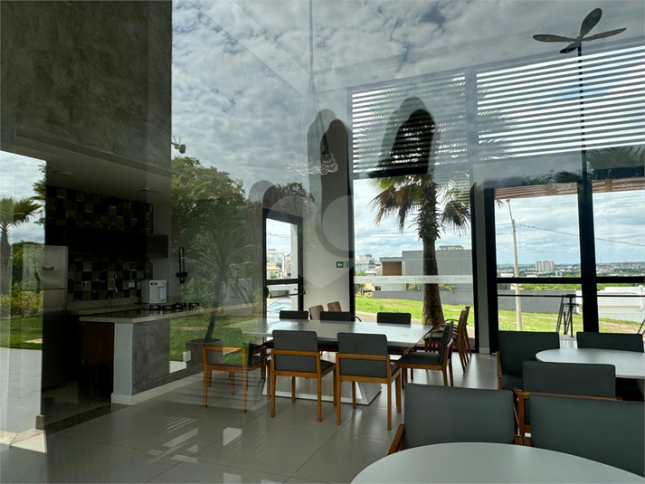 Foto REO1124257