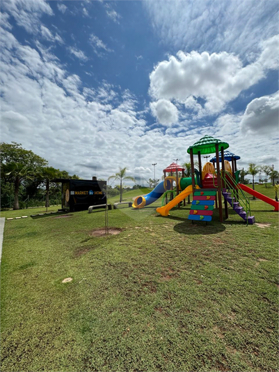 Foto REO1124257