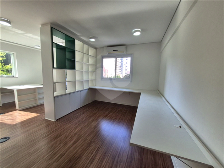 Foto REO1124285