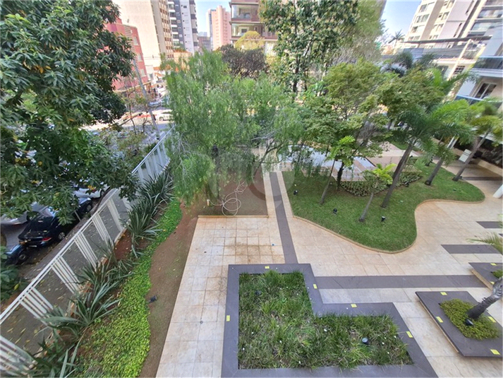 Foto REO1124285