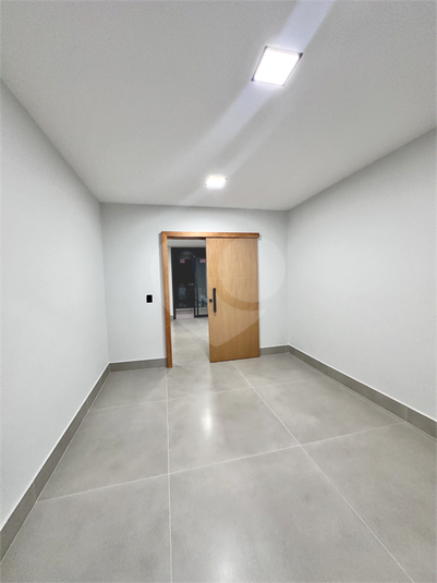 Foto REO1124304