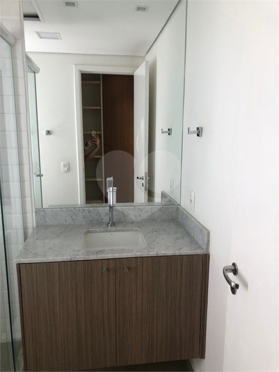 Foto REO1124326