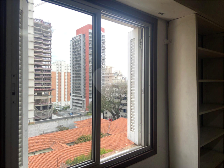 Foto REO1124347