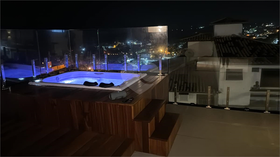 Foto REO1124375
