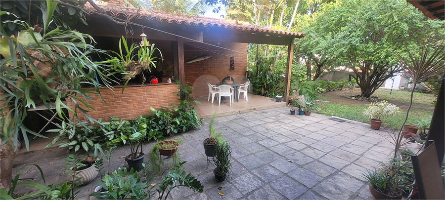 Foto REO1124382