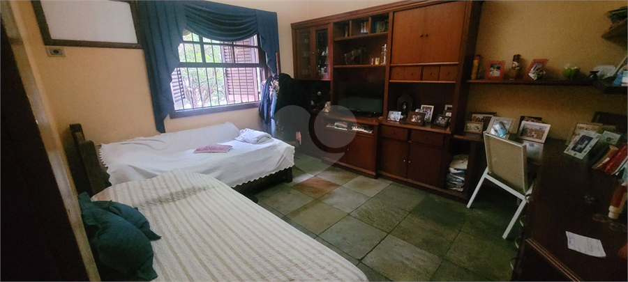 Foto REO1124382