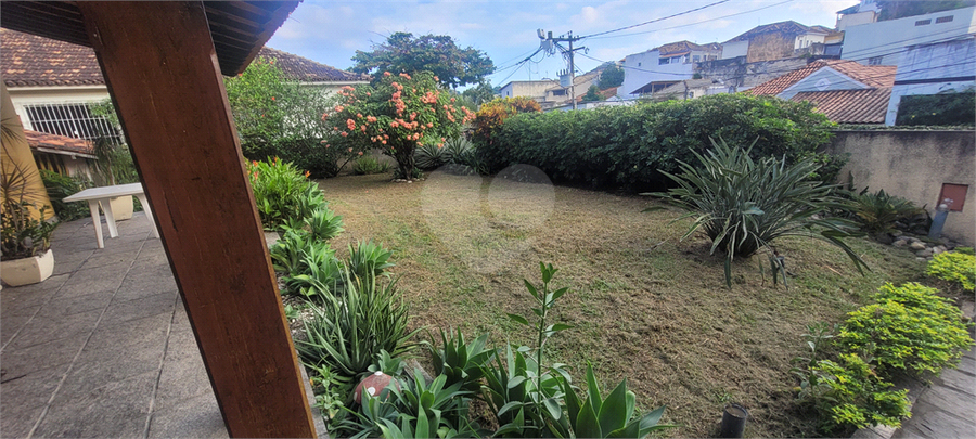 Foto REO1124382