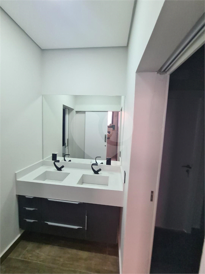 Foto REO1124384