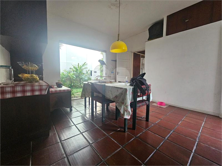 Foto REO1124390