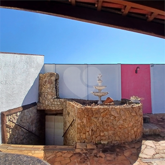 Foto REO1124397