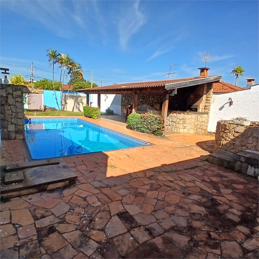 Foto REO1124397