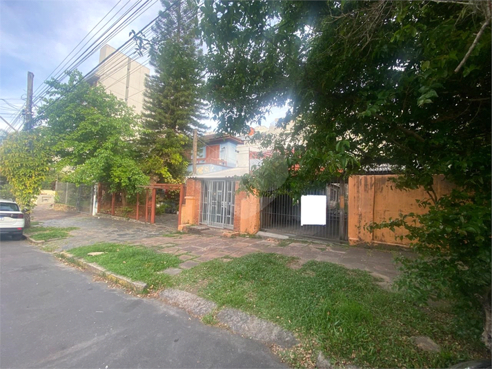 Foto REO1124421