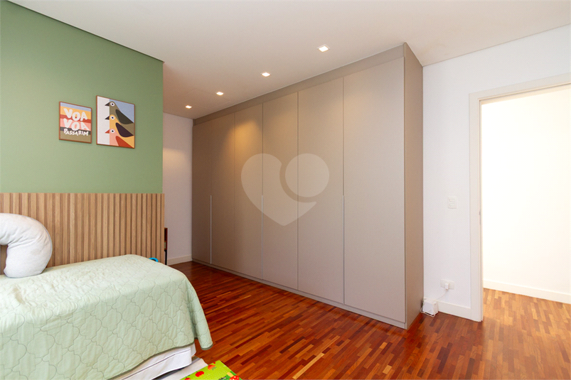 Foto REO1124426