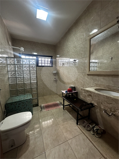Foto REO1124444